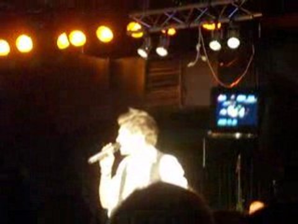 Dis le avec des fleurs EXCLU