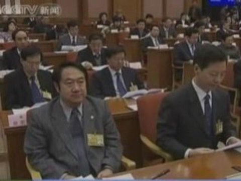 Brown reassures as markets tumble