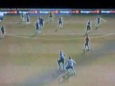 Belle frappe de Cambiasso par Rabah