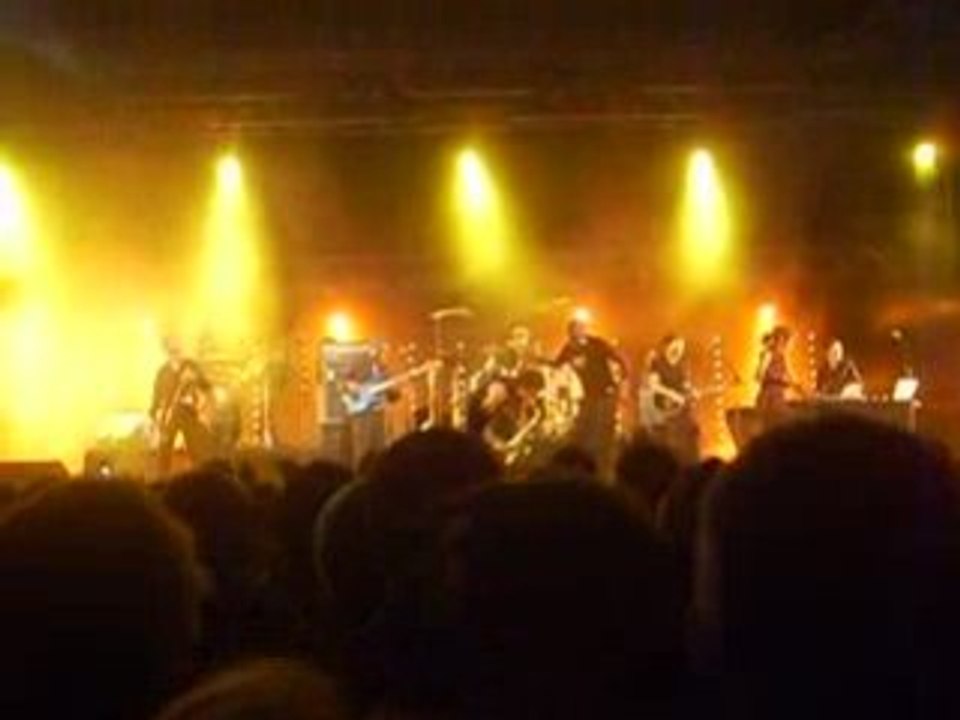 Beat Assailant - Scratch vs Saxophone