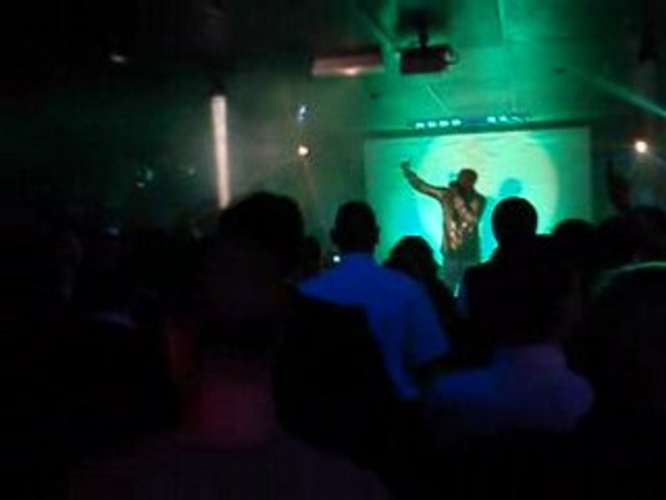 Ricky Bailey au one way