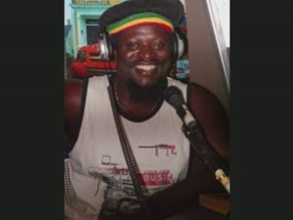 BETA SIMON sur Radio Tchrato (Côte d'Ivoire)