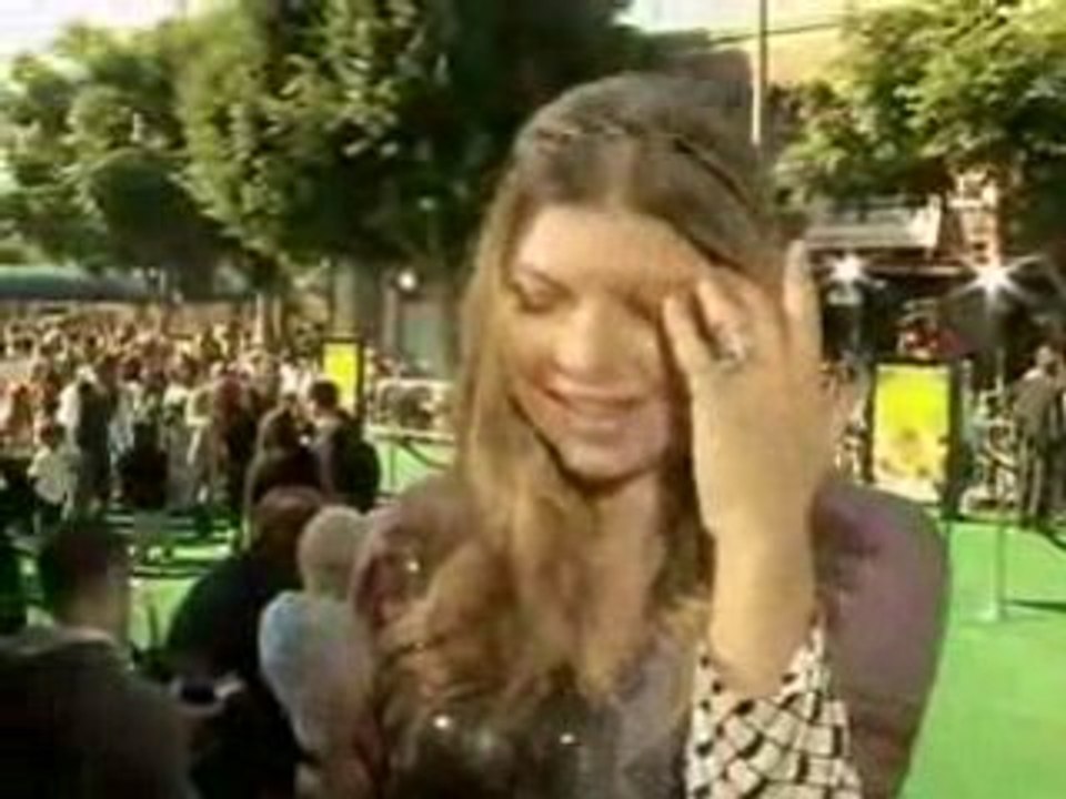 Fergie entrevista durante Madagascar 2 Premiere
