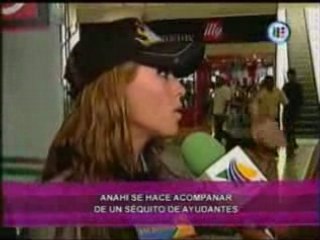Anahi no quiere hacer comerciales con Dulce Maria CaigaQuie