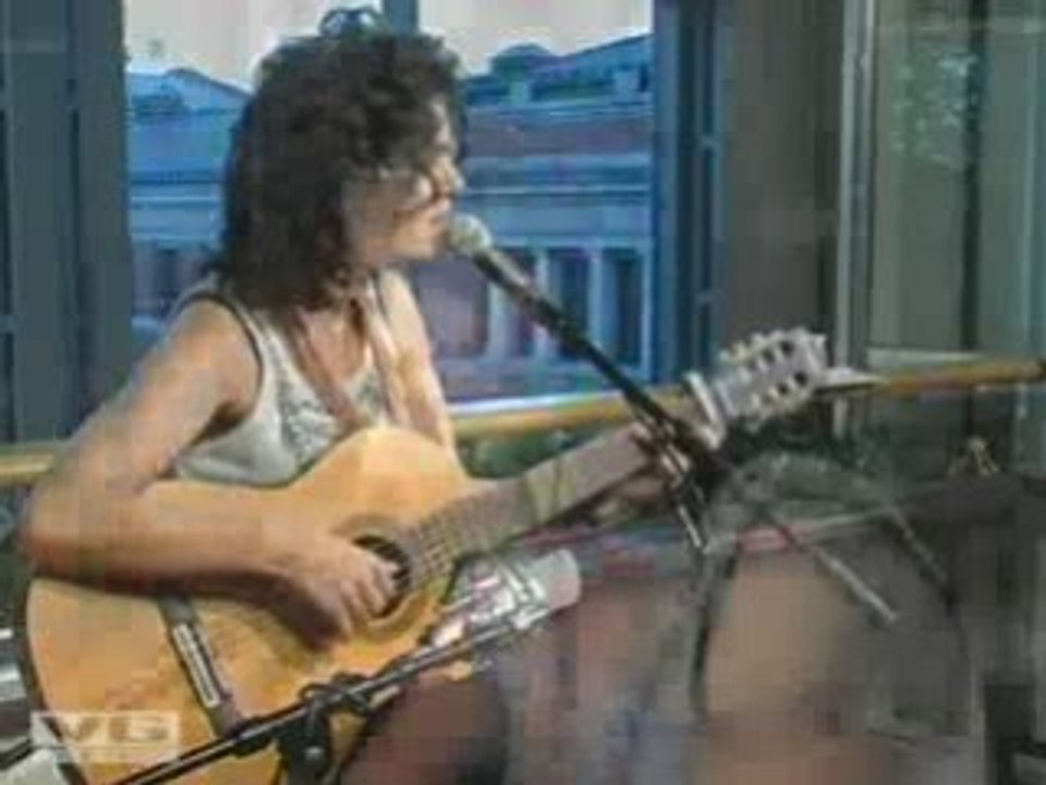 Katie Melua  mini concert  Norway