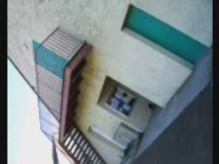 Escalier à la force des bras du PARKOUR-49-LIVE.SKYROCK.COM