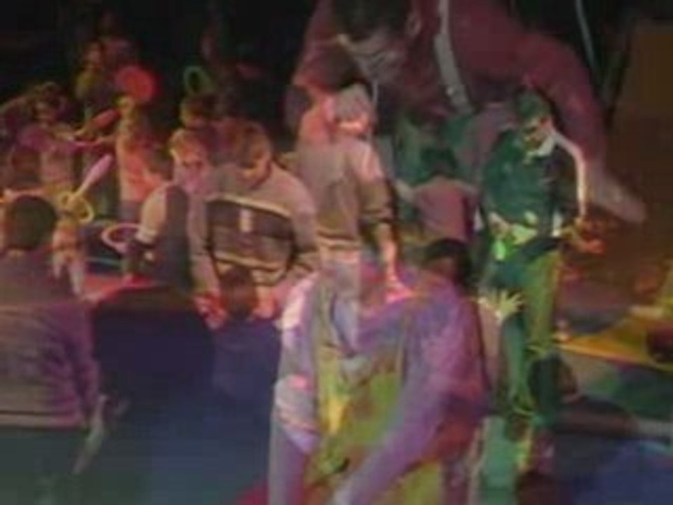 Cirque 122003