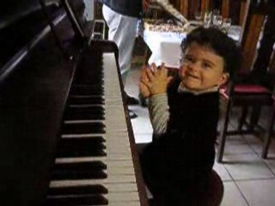 Camille pianiste