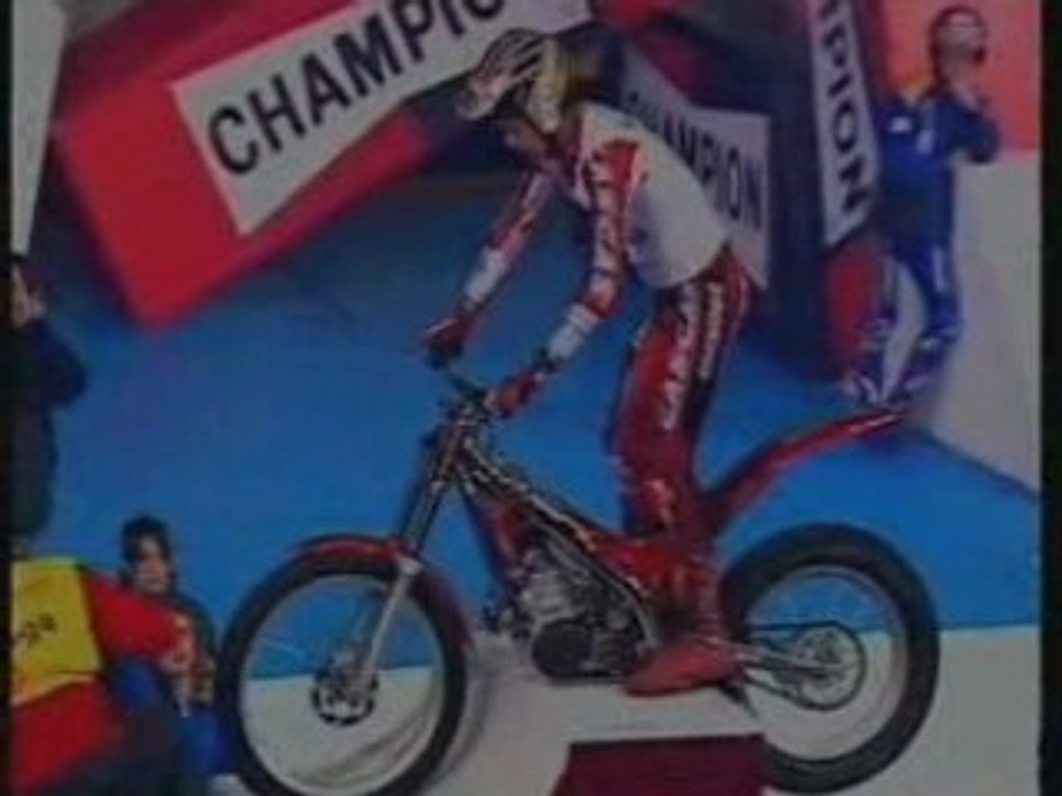 adam raga  Trial Indoor mondial