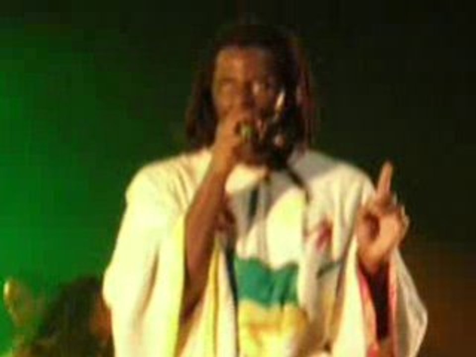 tiken jah fakoly Ouvrez les frontières