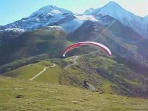 Decollage Bertrand Val Louron