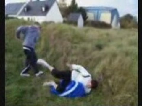 BEST OF SALTOS du PARKOUR-49-LIVE.SKYROCK.COM