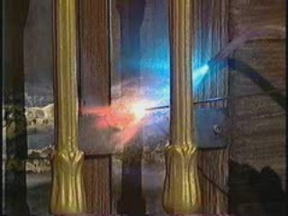 Des terroristes piége une porte