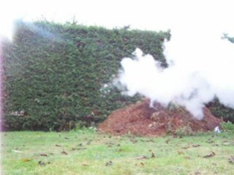 Acide chlorhydrique + Alu Avec les expplications !