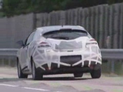 Nouvelle Mégane Coupé - Essais dynamiques