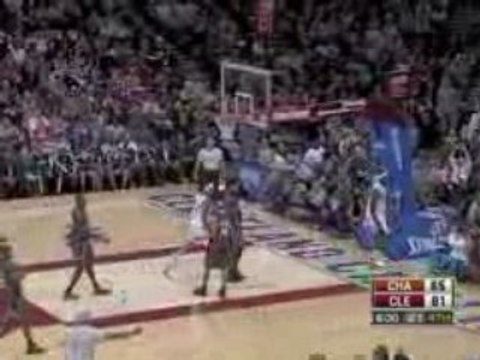 Nba dunk of the night by lebron james 30-10-2008