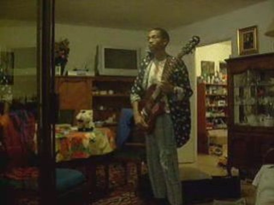 Jimmy Hendrix en pijama