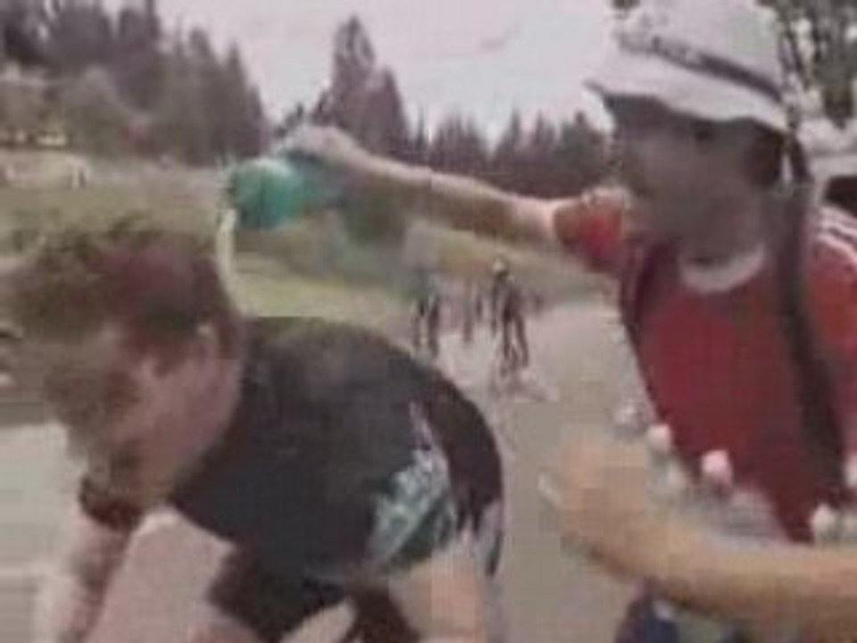 Les gros cons - Le fan de cyclisme