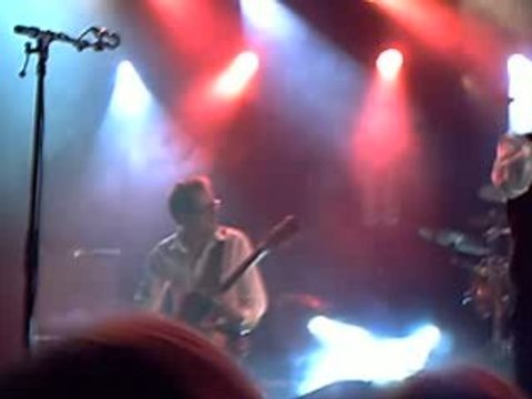 Les Fatals Picards - La sécurité de l'emploi à L'Alhambra