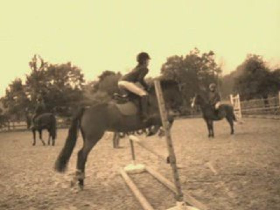 Léa et Osmose Parcours CSO 80/90 cm