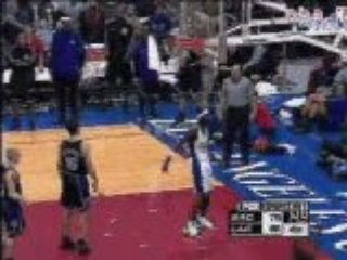 Basketball - NBA - dunk