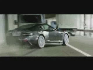 Quantum Of Solace Extrait "Tunnel Car Chase"