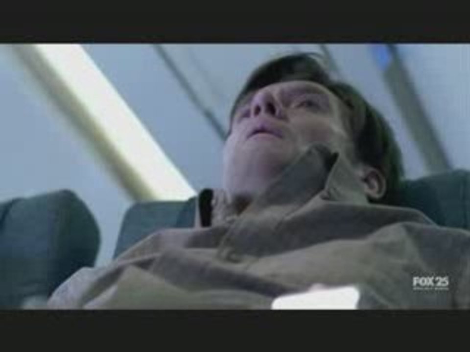Fringe epO1 scene de l'avion