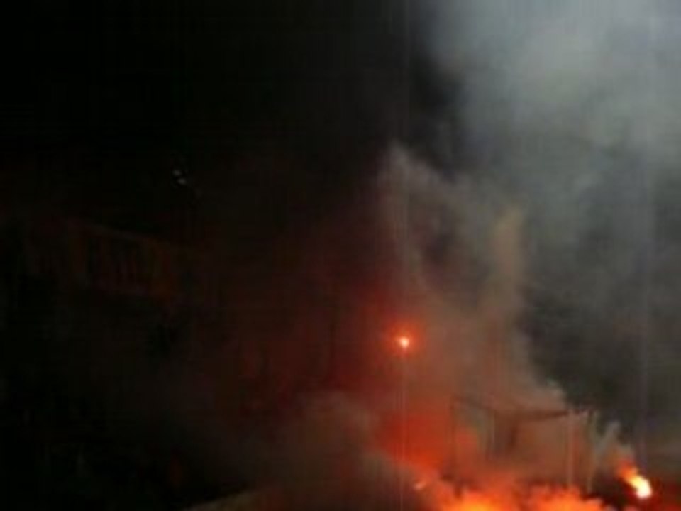 MHSC - NIMES : Fumigènes