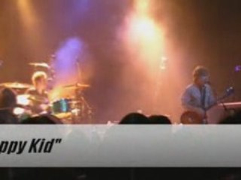 Nada Surf live