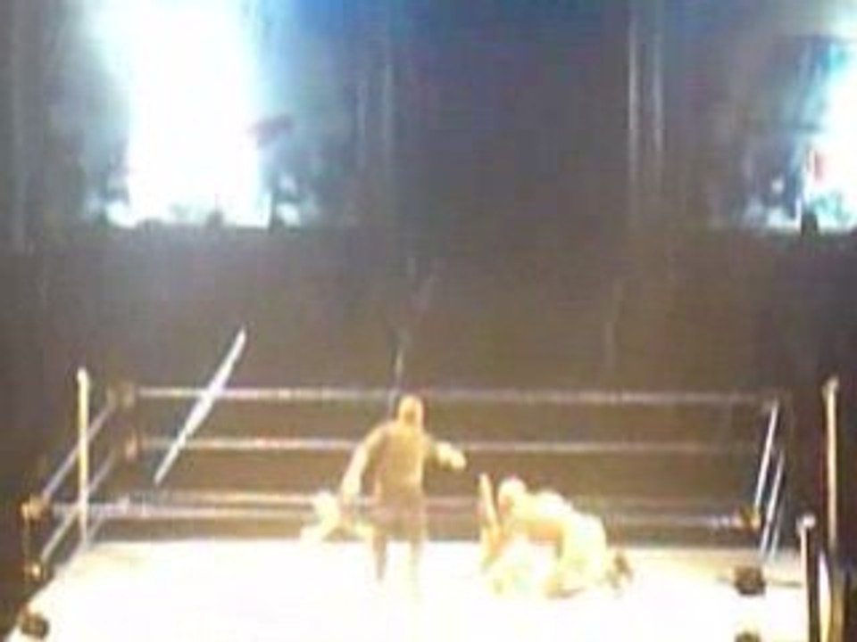 [WWE] Smackdown & ECW Survivor Series NICE - Benj vs Brian K