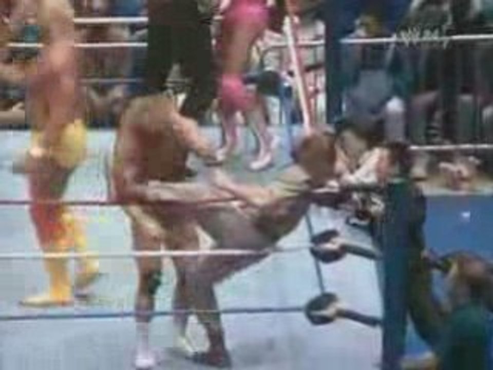 20 Man Battle Royal At MSG 1992 - Part 2
