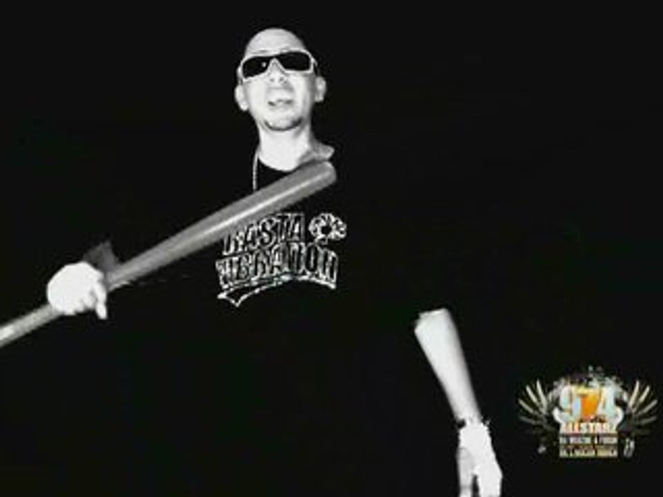 Master bass - kissa i le