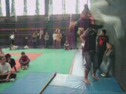 j'ai testé pour vous ( des Judoka qui danse le hip hop )