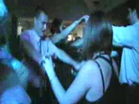 Marie et Sylvain ce 23 août 2008 (cotton eye joe)