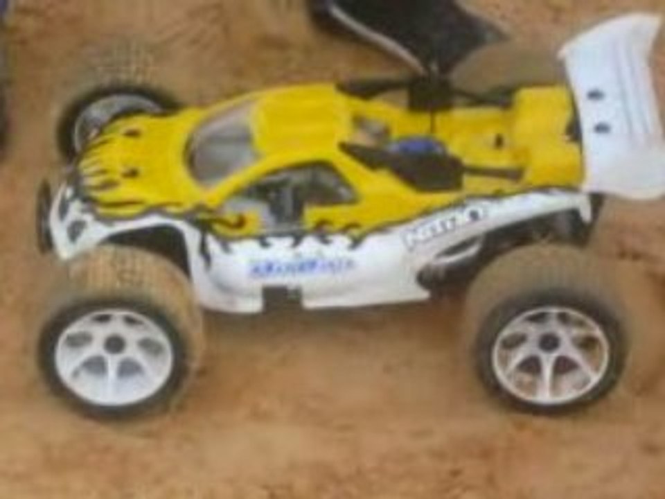 Fin rodage picco 28 sur truggy Hyper ST pro de Savagiste