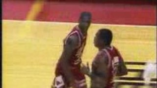 NBA BASKETBALL - action dunk MJ