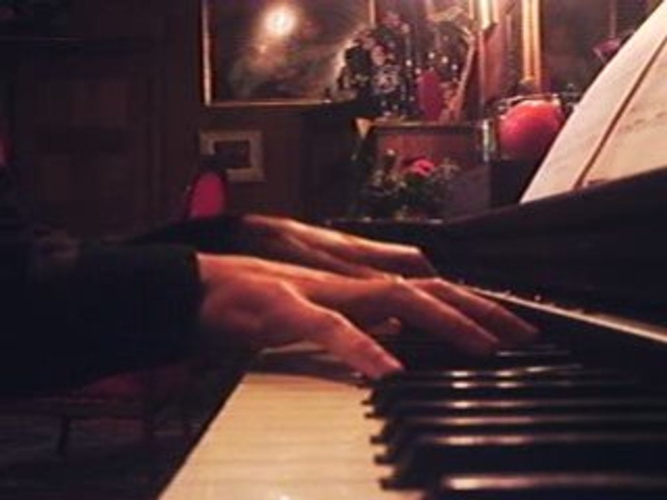 titanic piano