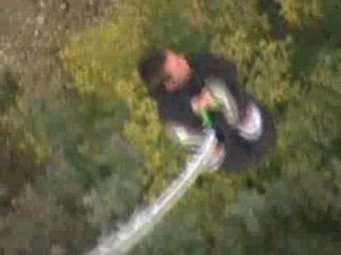 saut a l'elastique tibo pont de l'artuby