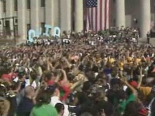 US presidential rivals focus on swing states