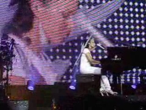 alicia keys zenith nantes I need you 2/2