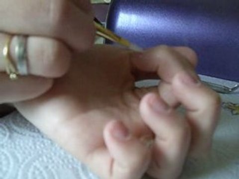 Pas à pas Gel : Pose sur chablon sur ongle rongé 3/14