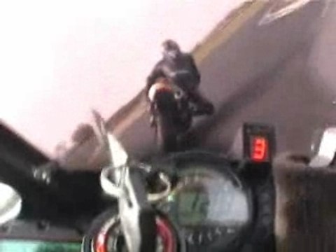 andiR84 on zx10r filmed by TWIST on zx10r at circuit d`albi