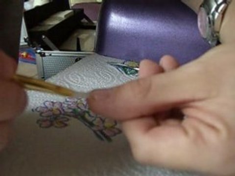 Pas à pas Gel : Pose sur chablon sur ongle rongé 4/14