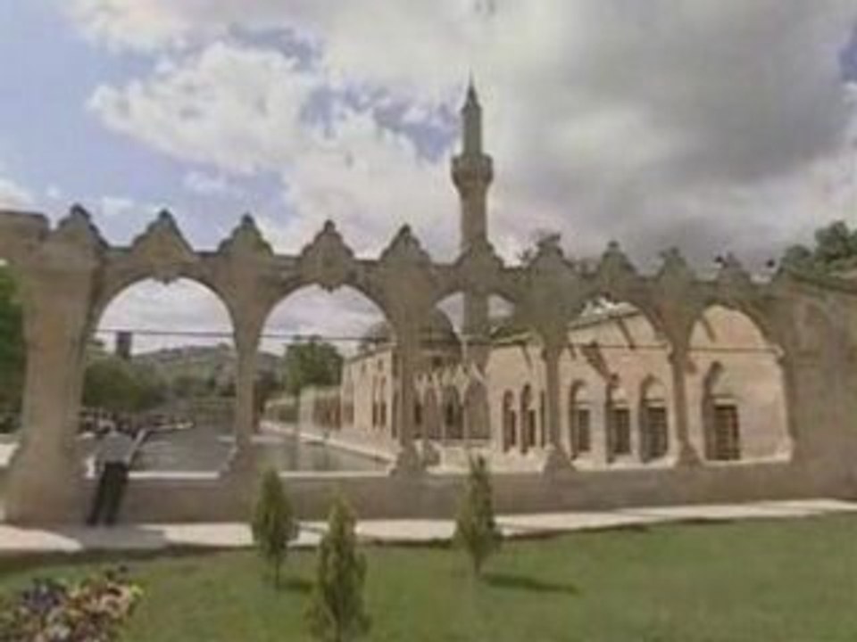 URFA AHENGİ-MUSTAFA DİŞLİ ANISINA