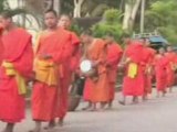 Offrandes aux moines - Luang Prabang
