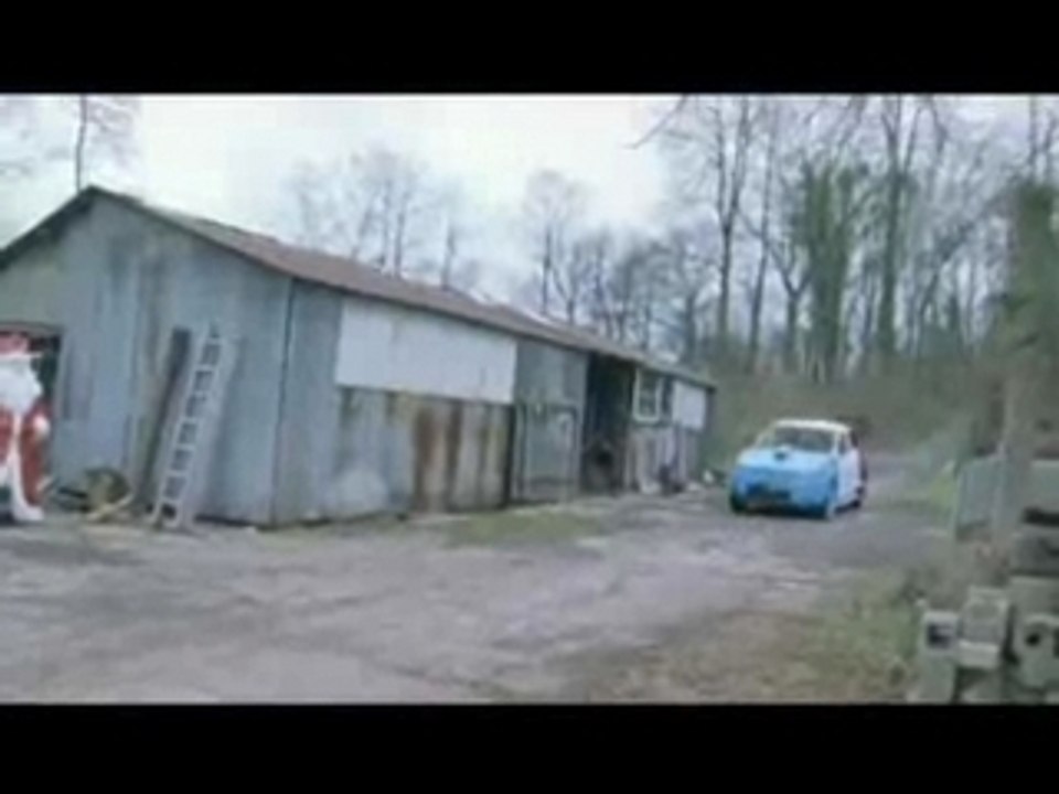 Zertrümmern eines wohnwagens mit dem flämischen team!