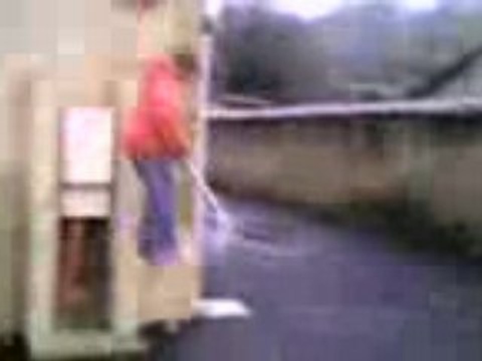 Shoubidou en trotinette -- 1 =)