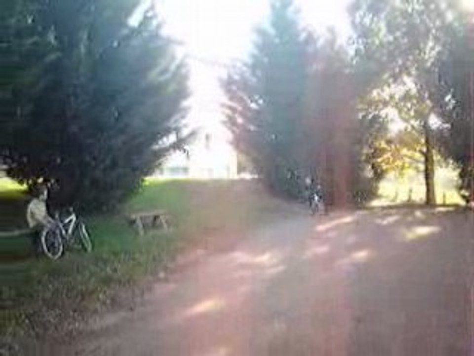 Saut VTT minibosse