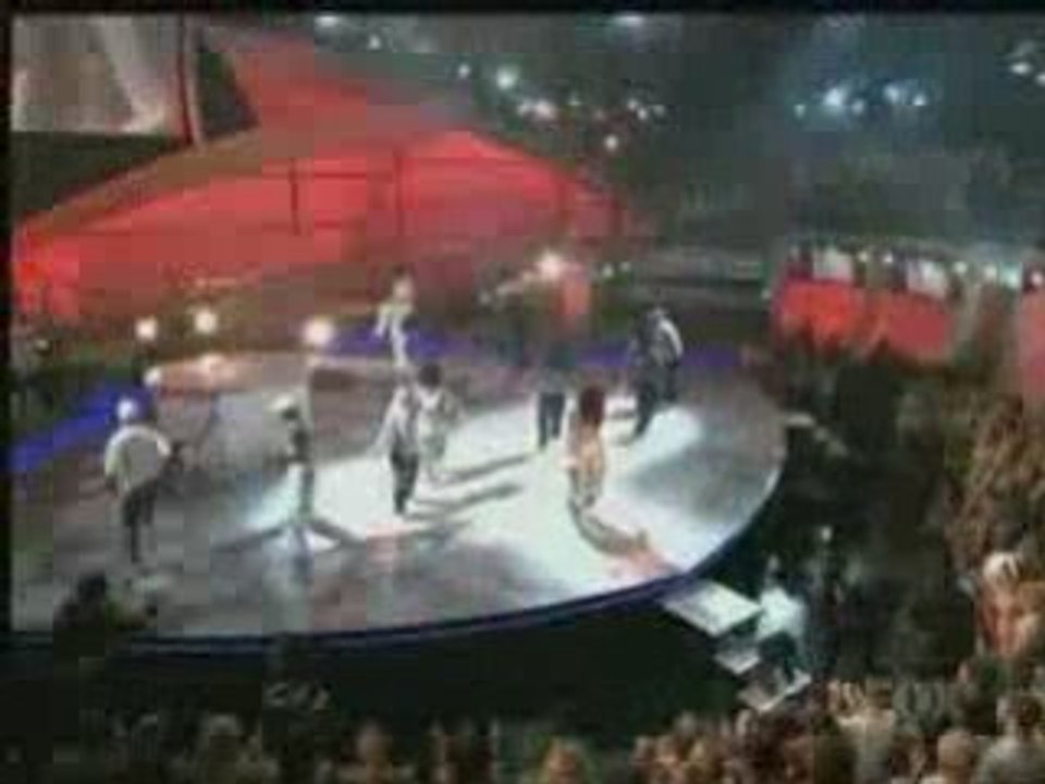 Ciara - Get Up (live Awards)