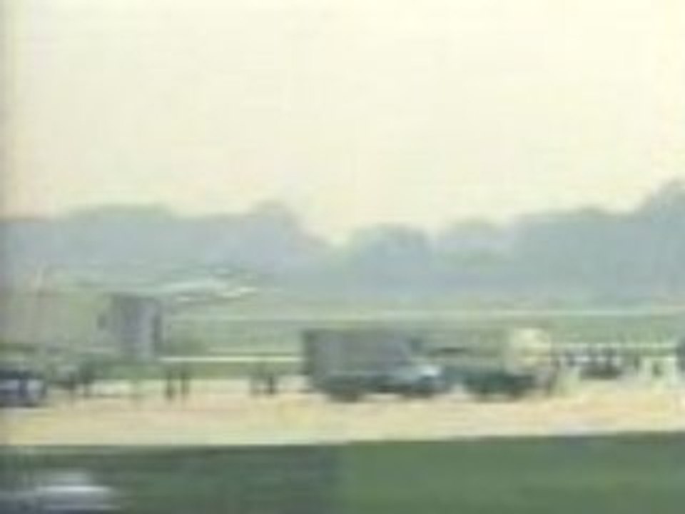 Boeing 737 avec un Train hors service